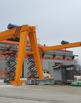 SEMI GANTRY